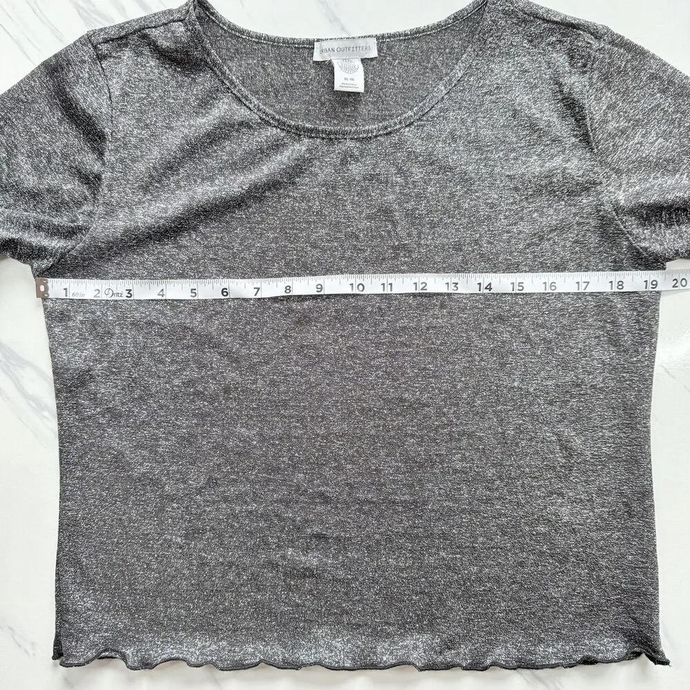 EUC Urban Outfitters Shimmer Y2K Baby T Silver Metallic Crop Top Lettuce Hem XL - Picture 10 of 13